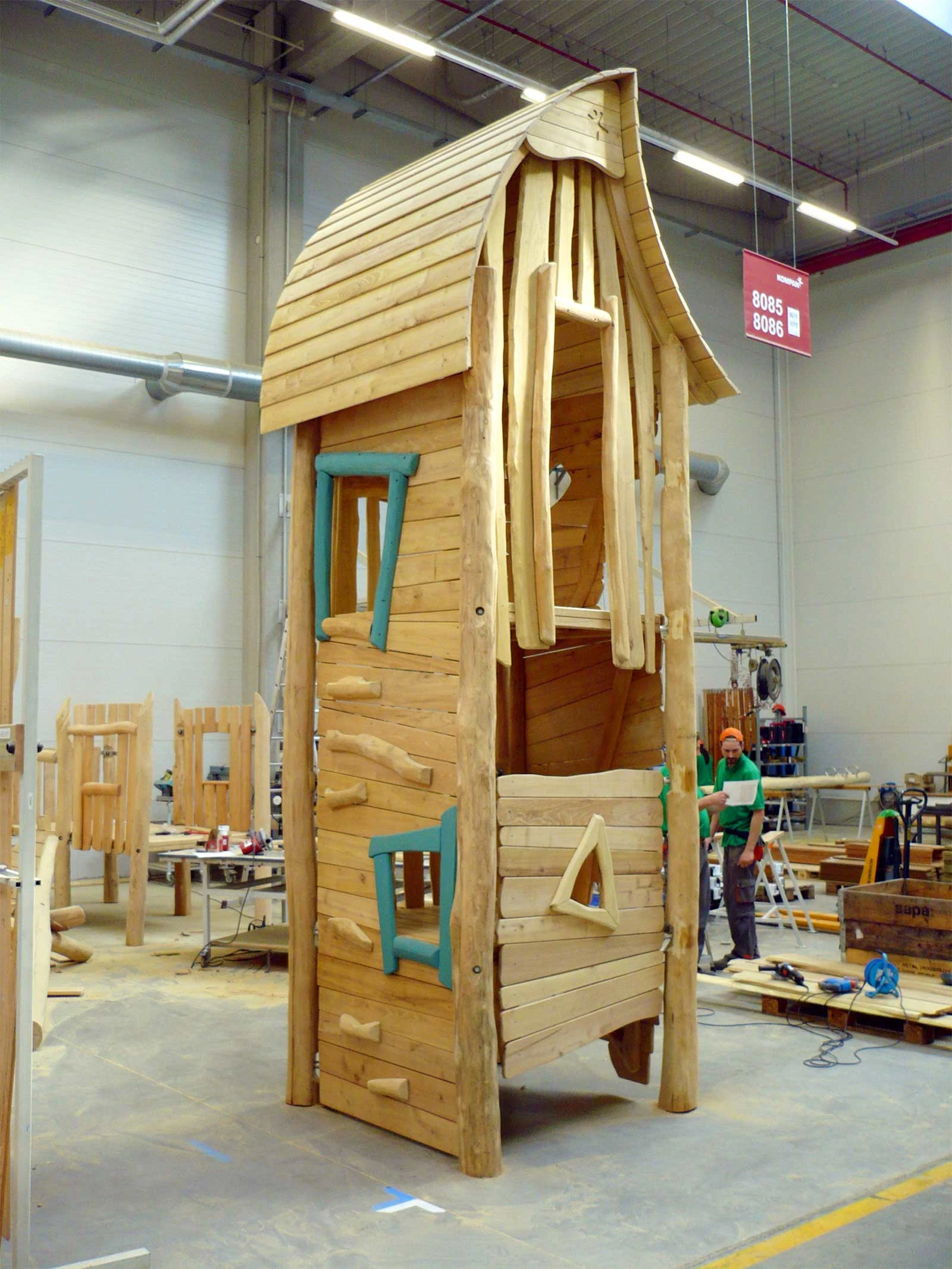 A Robinia playhouse