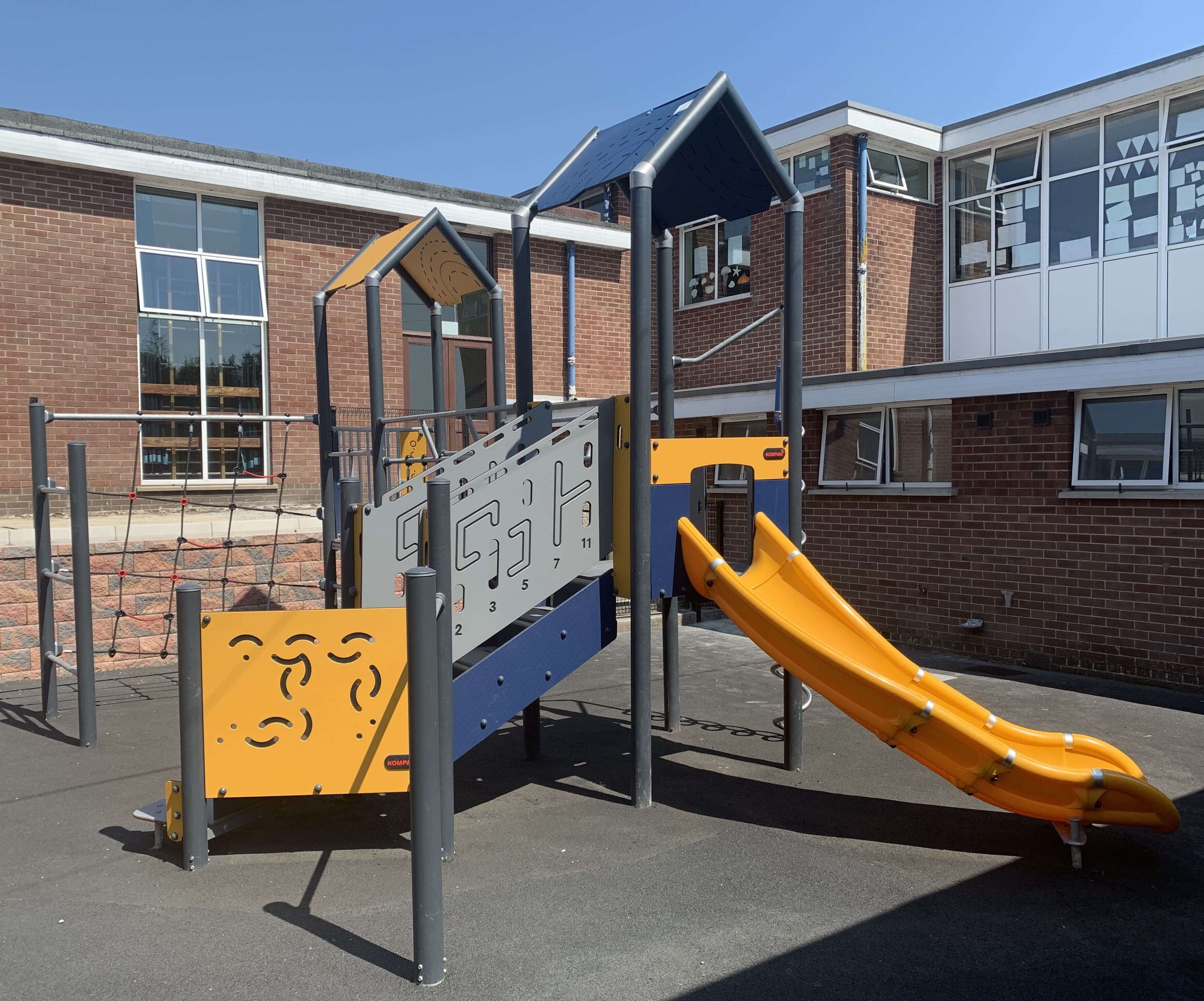 Dungannon Primary School, County Tyrone - Media 