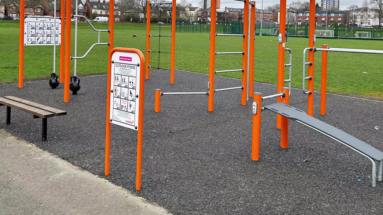 Albert Park, Salford - large image