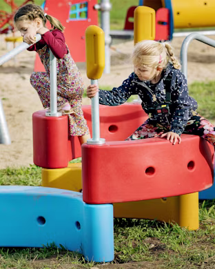 LOCALISED! Play-shell-climber-226b8750 070141a5