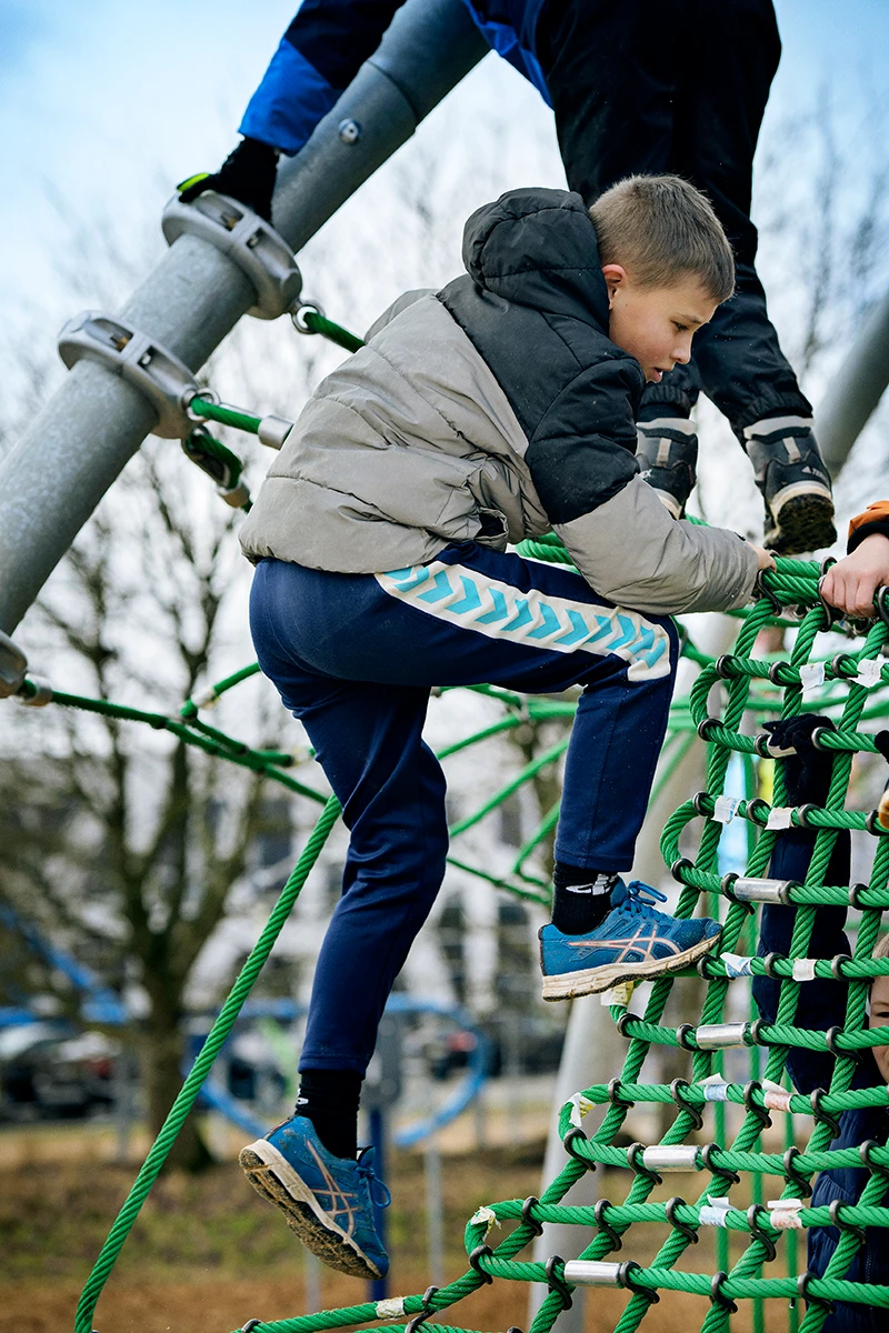 sensory-dome-boy-climbing.png