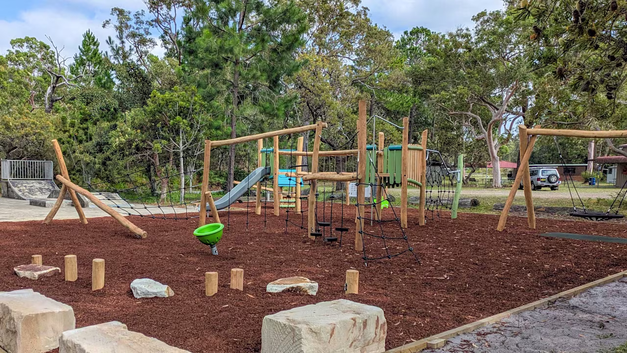 Leone Fidden Memorial Park - image 2