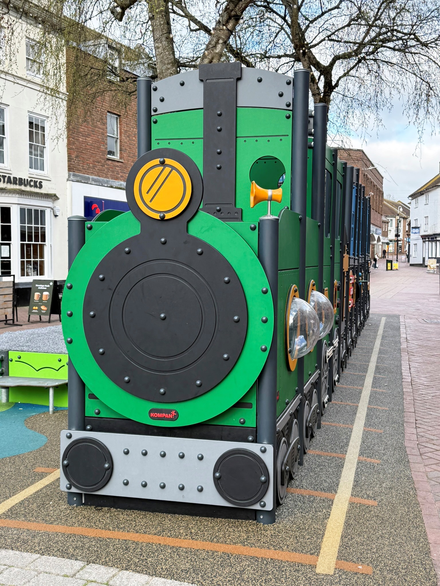 Ashford High Street Play Train - image 1