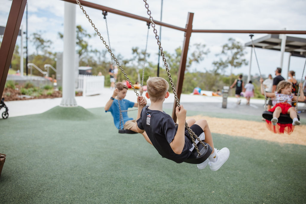Lorikeet Park Playground 5-way Swing Set 