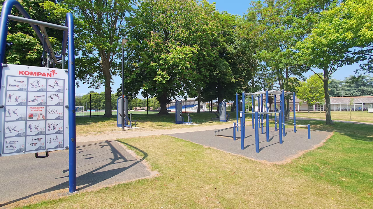 Burgemeester Graaf Leopold Lippens Park - Media