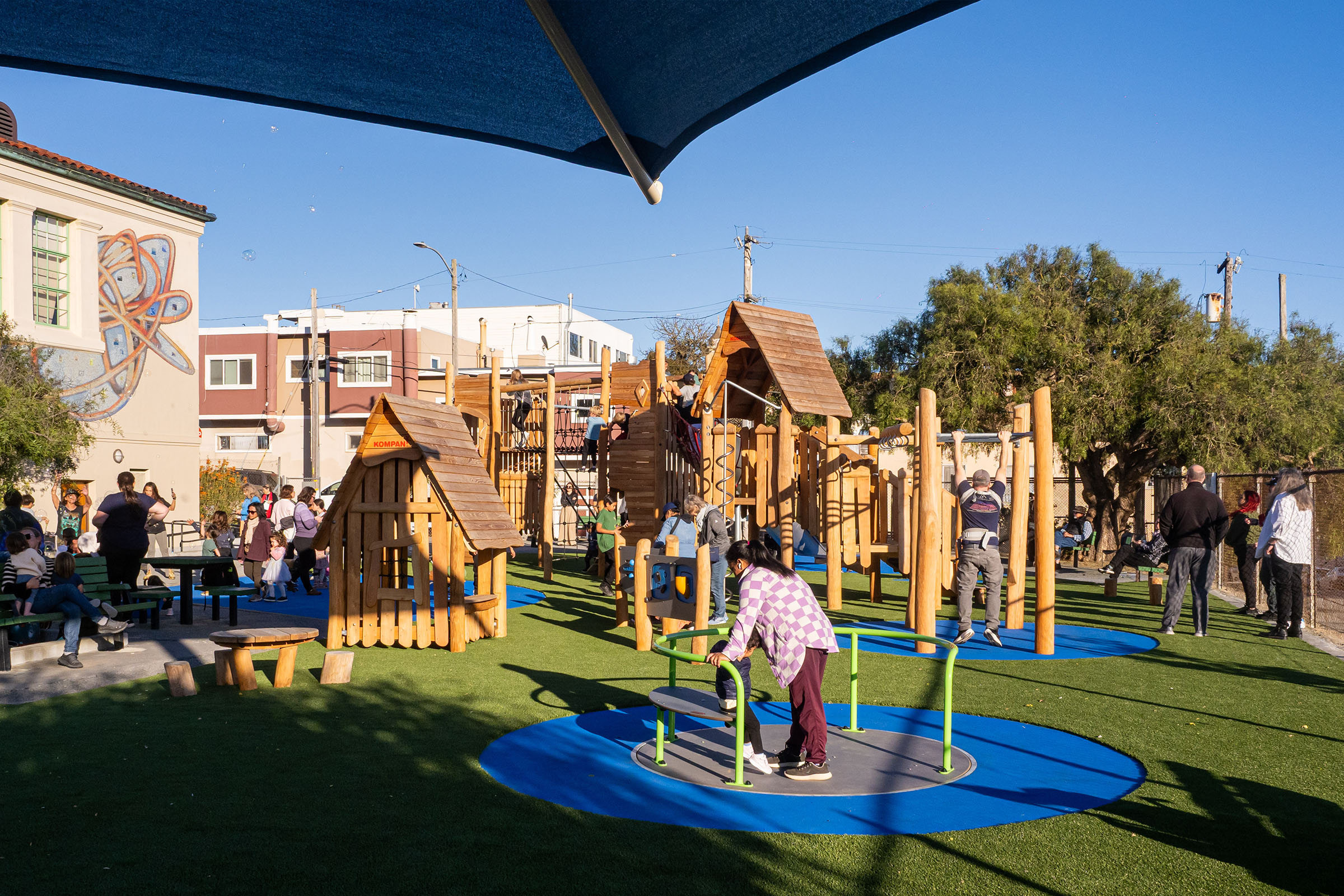 Bernal Heights Rec Center - Image 3