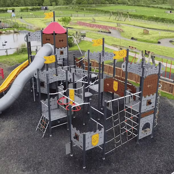 farm park - leisure page pic LOCALISED