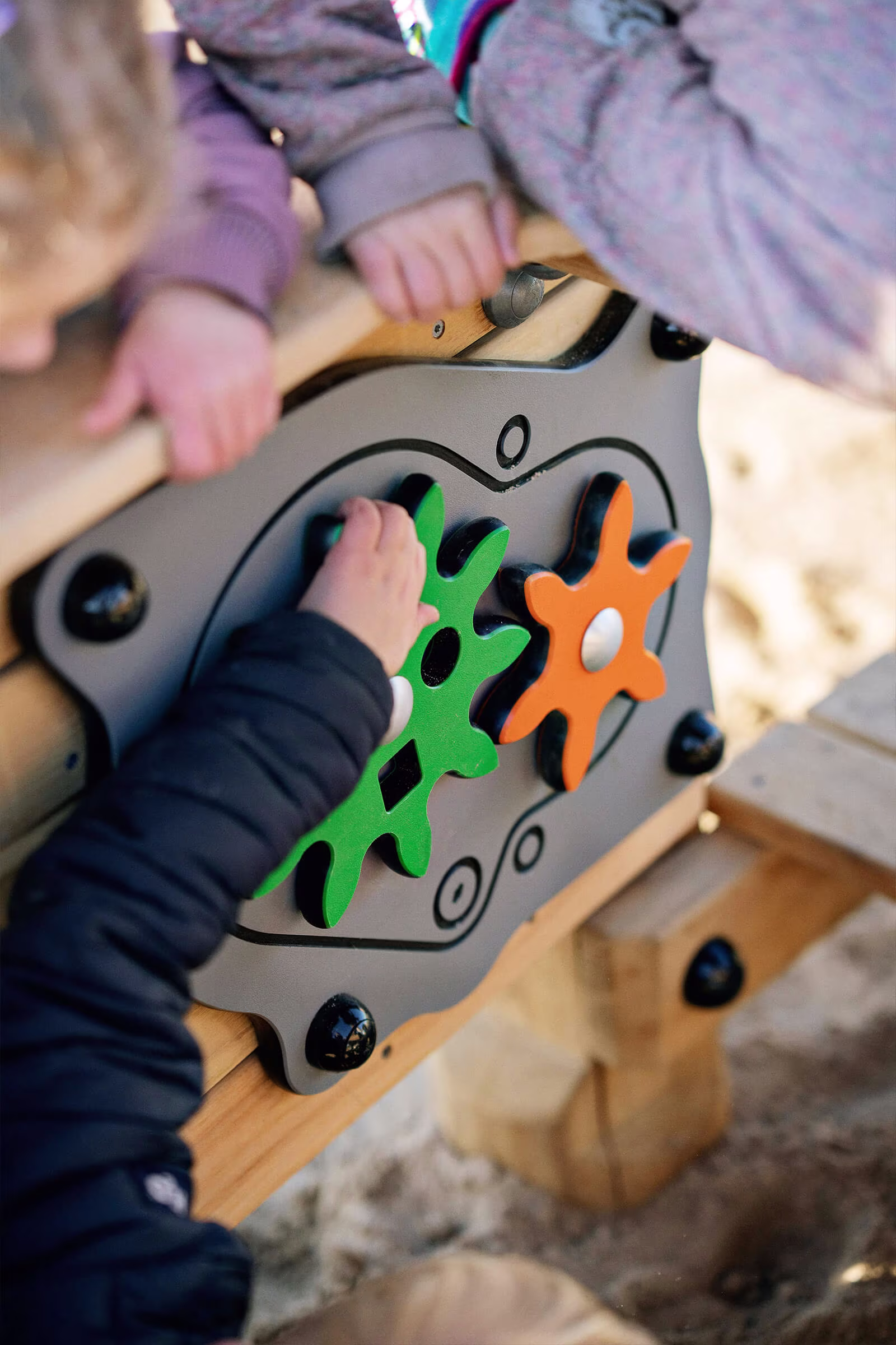 Schaltet einen Gang hoch