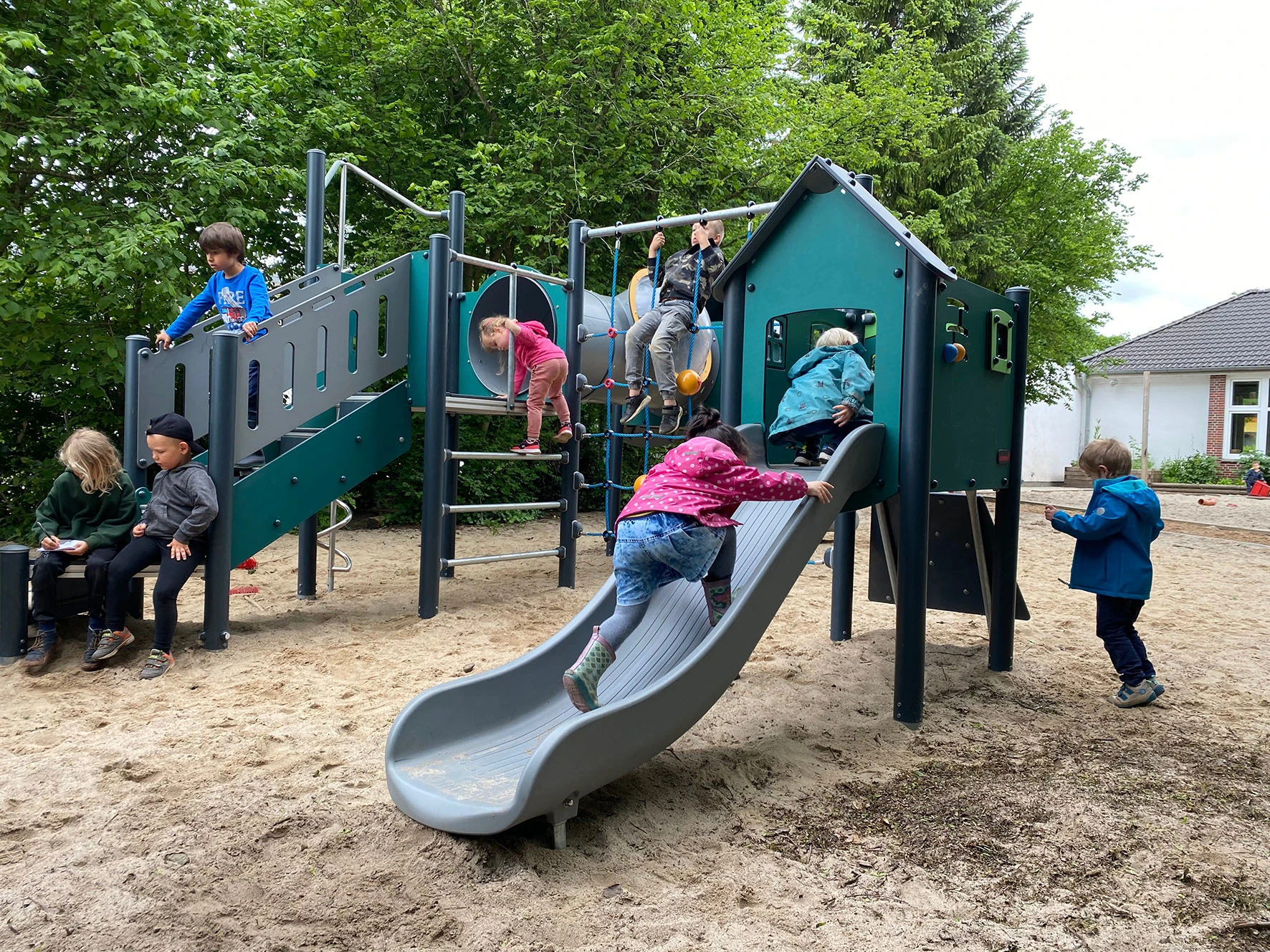 Beispiel für einen kleinen Spielplatz