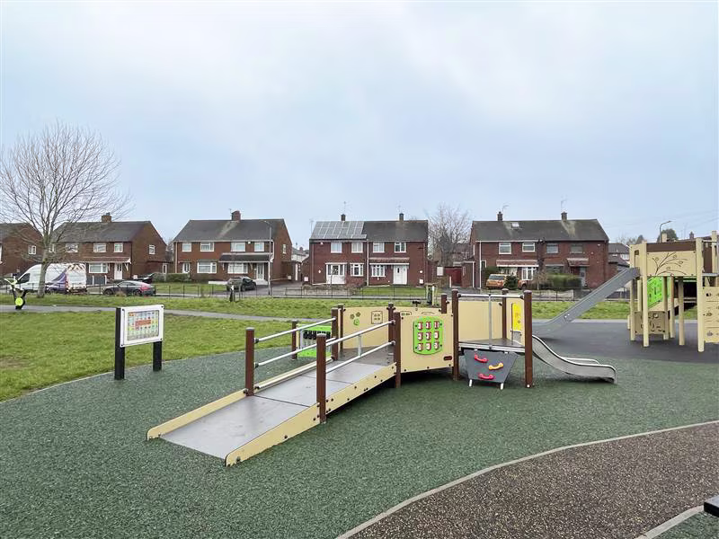 Laburnum Avenue, Cannock Chase District 4