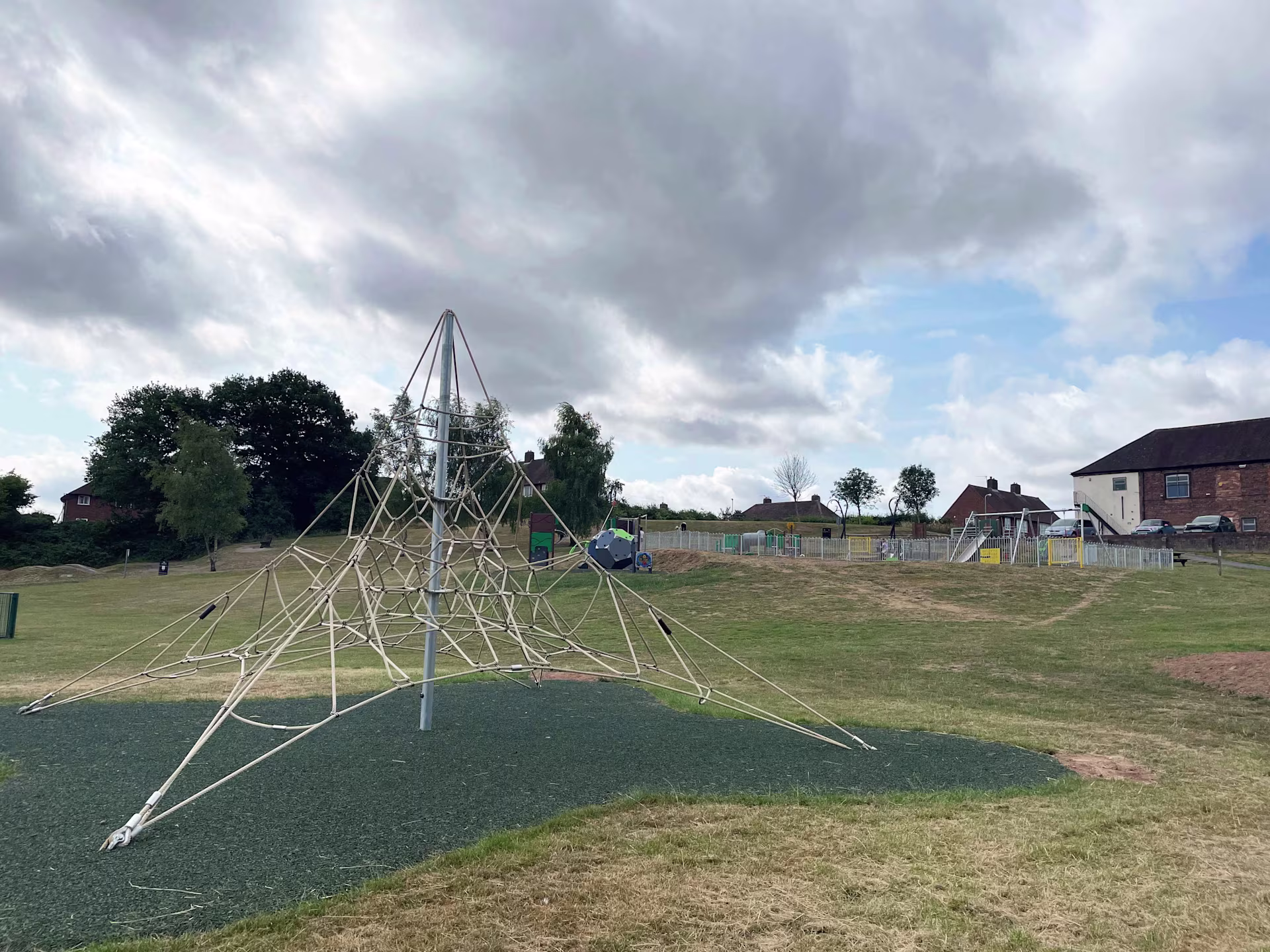 Birchmeadow Park - image 7