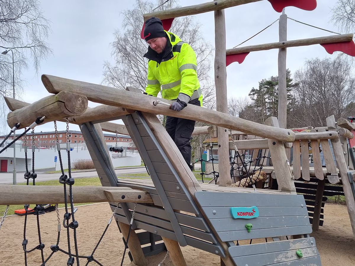 Två årliga funktionskontroller