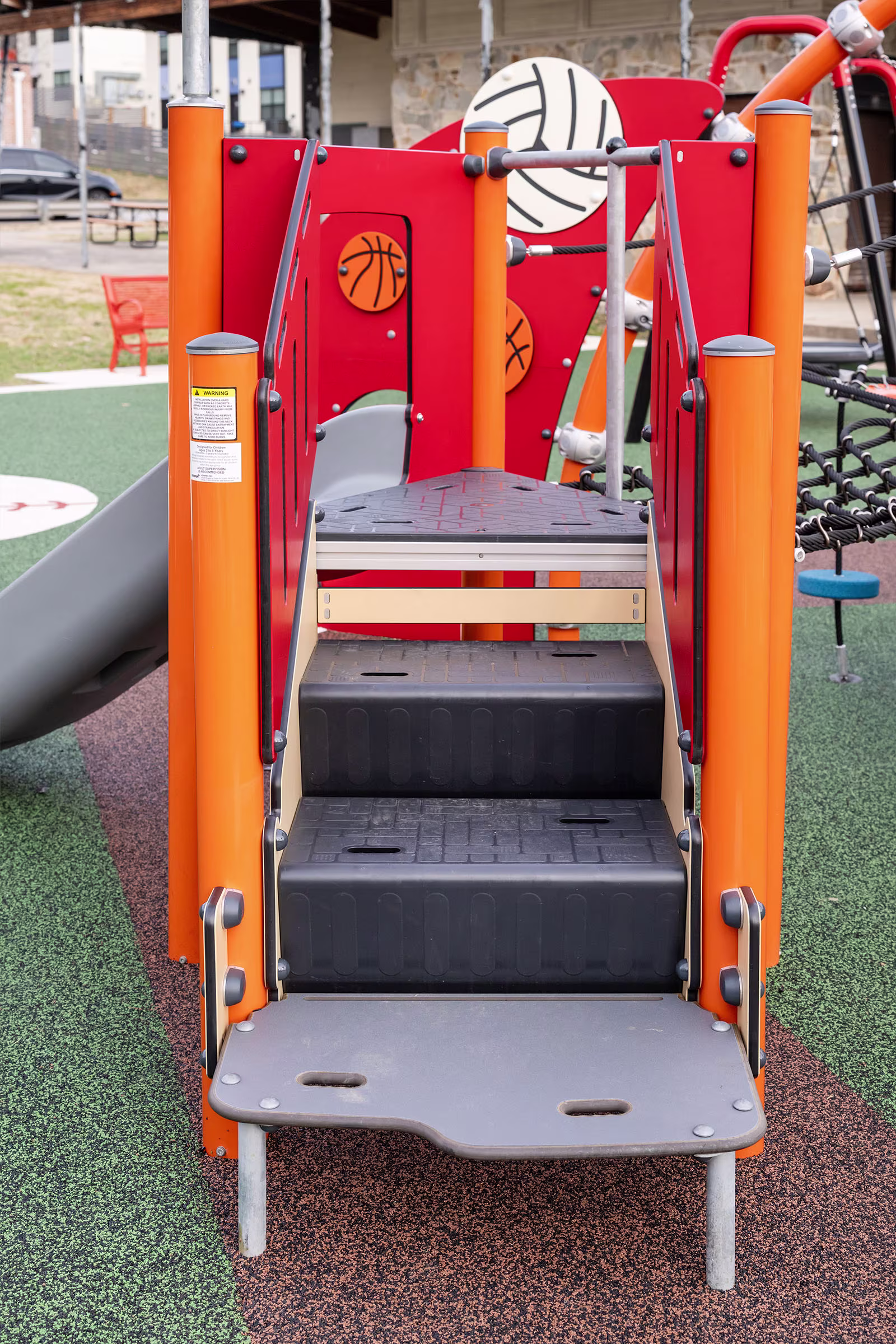 Leon Day Playground - Image 3