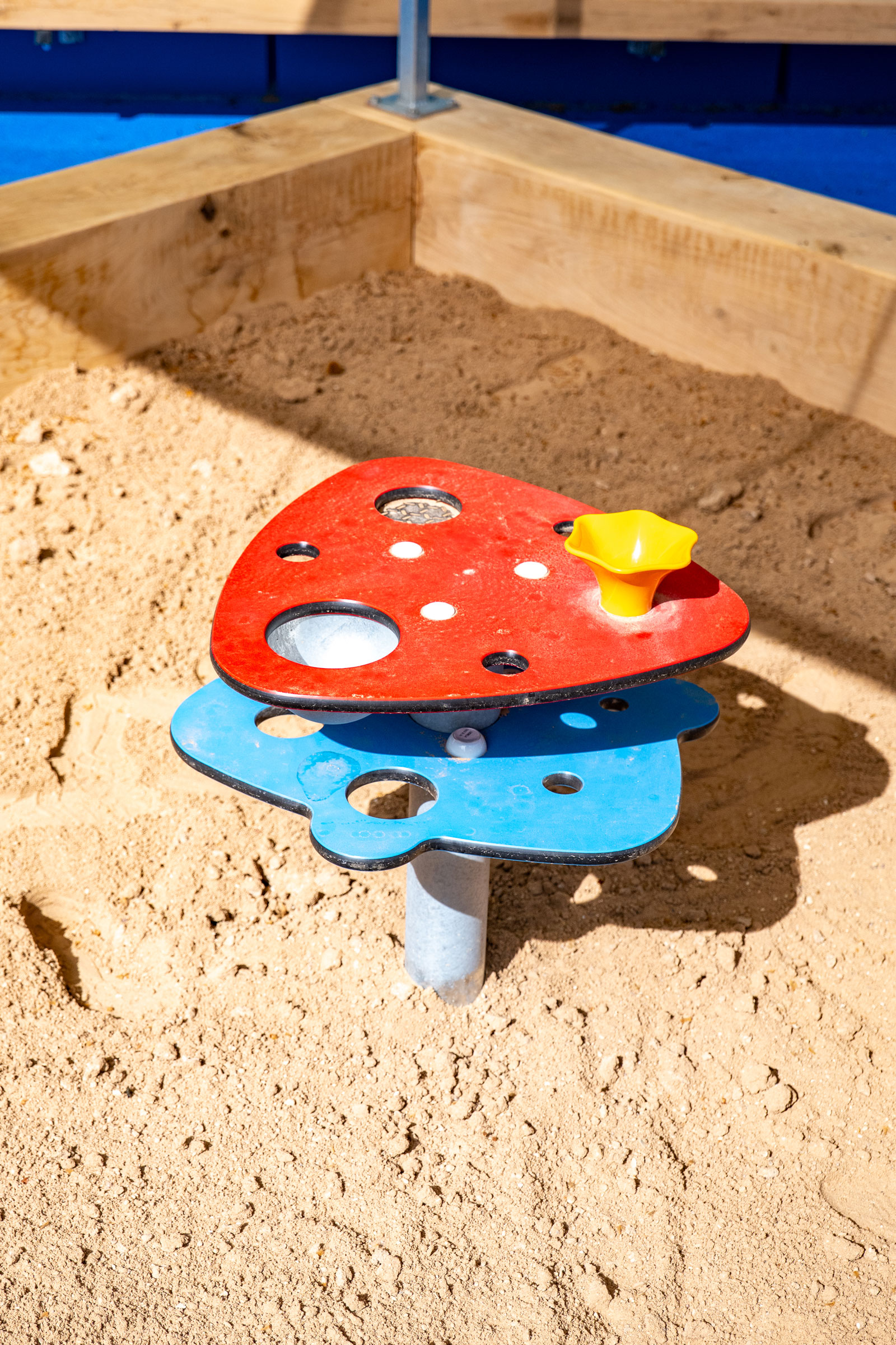 Lannova - Čapek Gardens Playground - Image 6