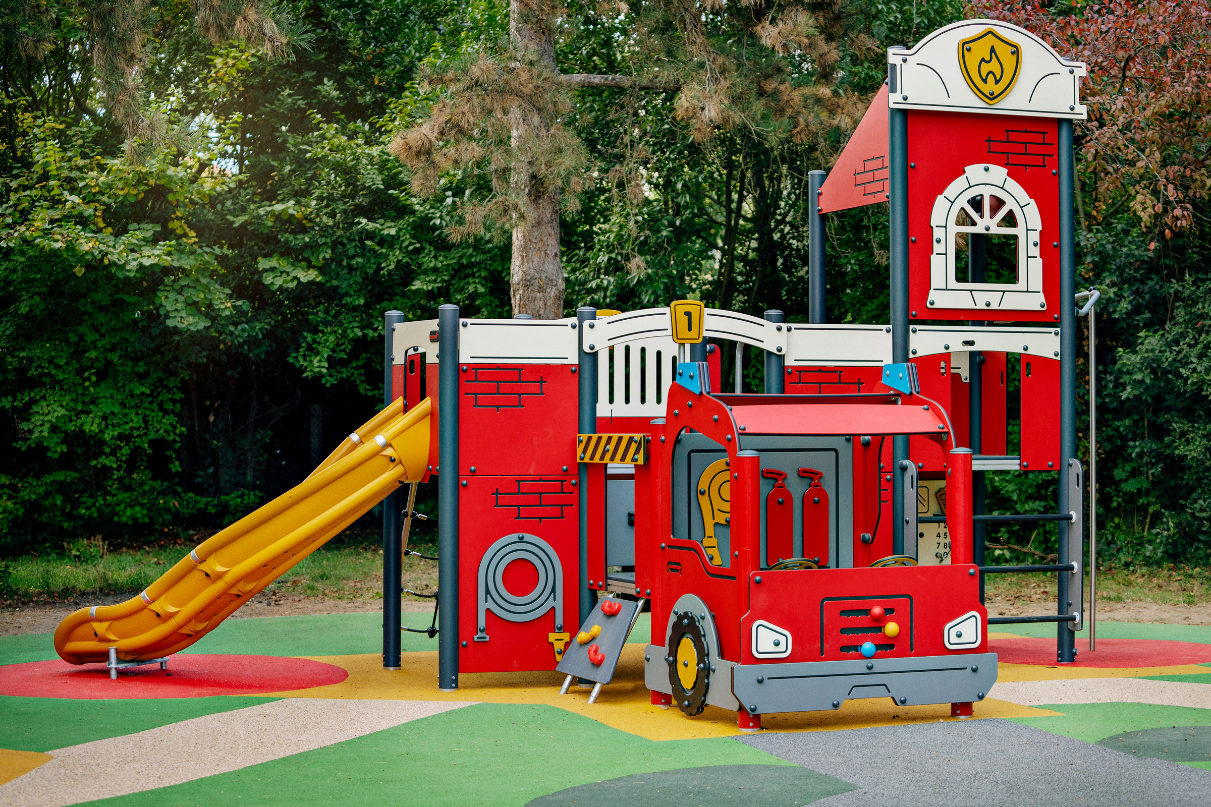 KOMPAN Playground TOULOUSE FR 2