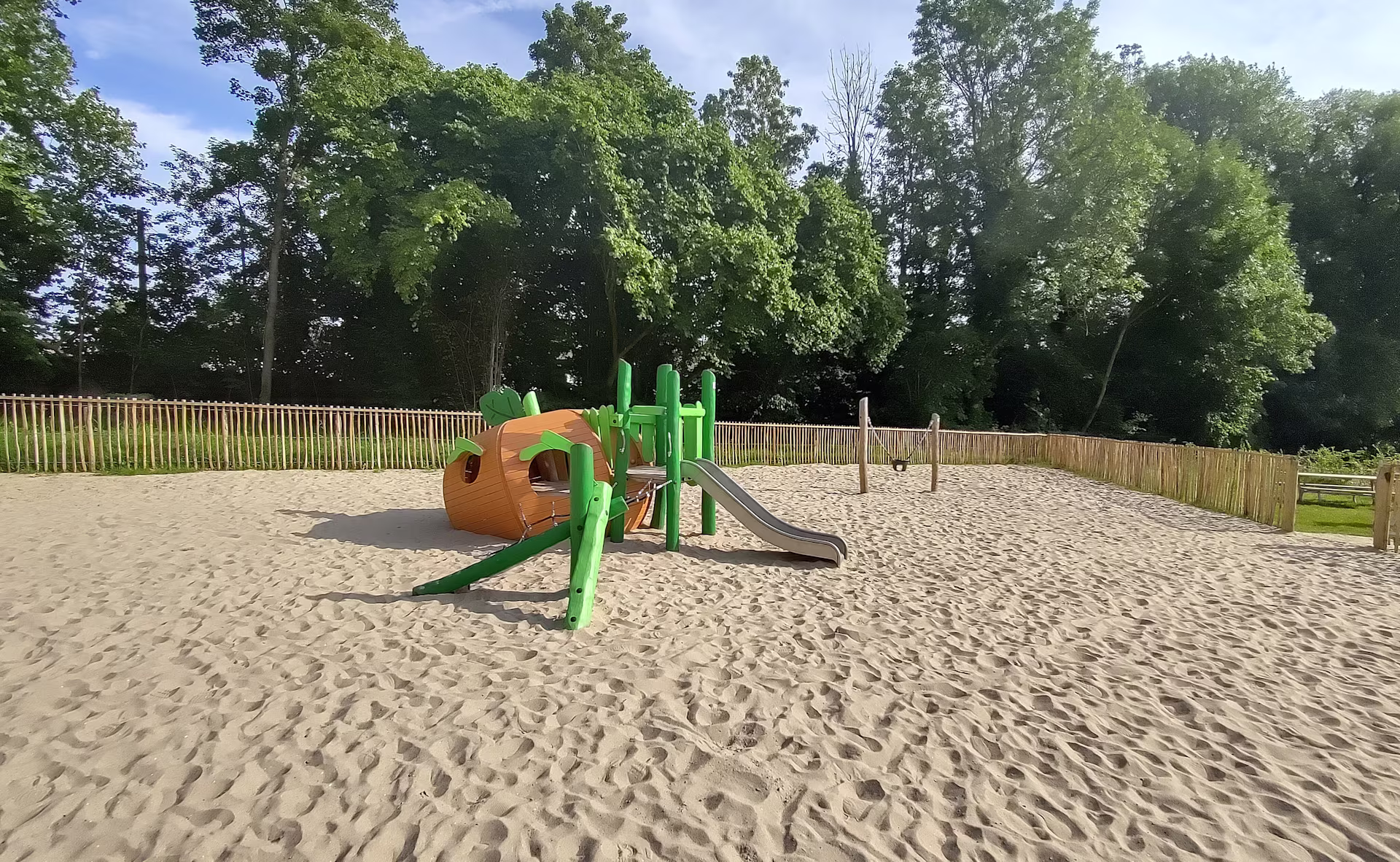 Robinia sculpture – Park van Edingen - Image 2