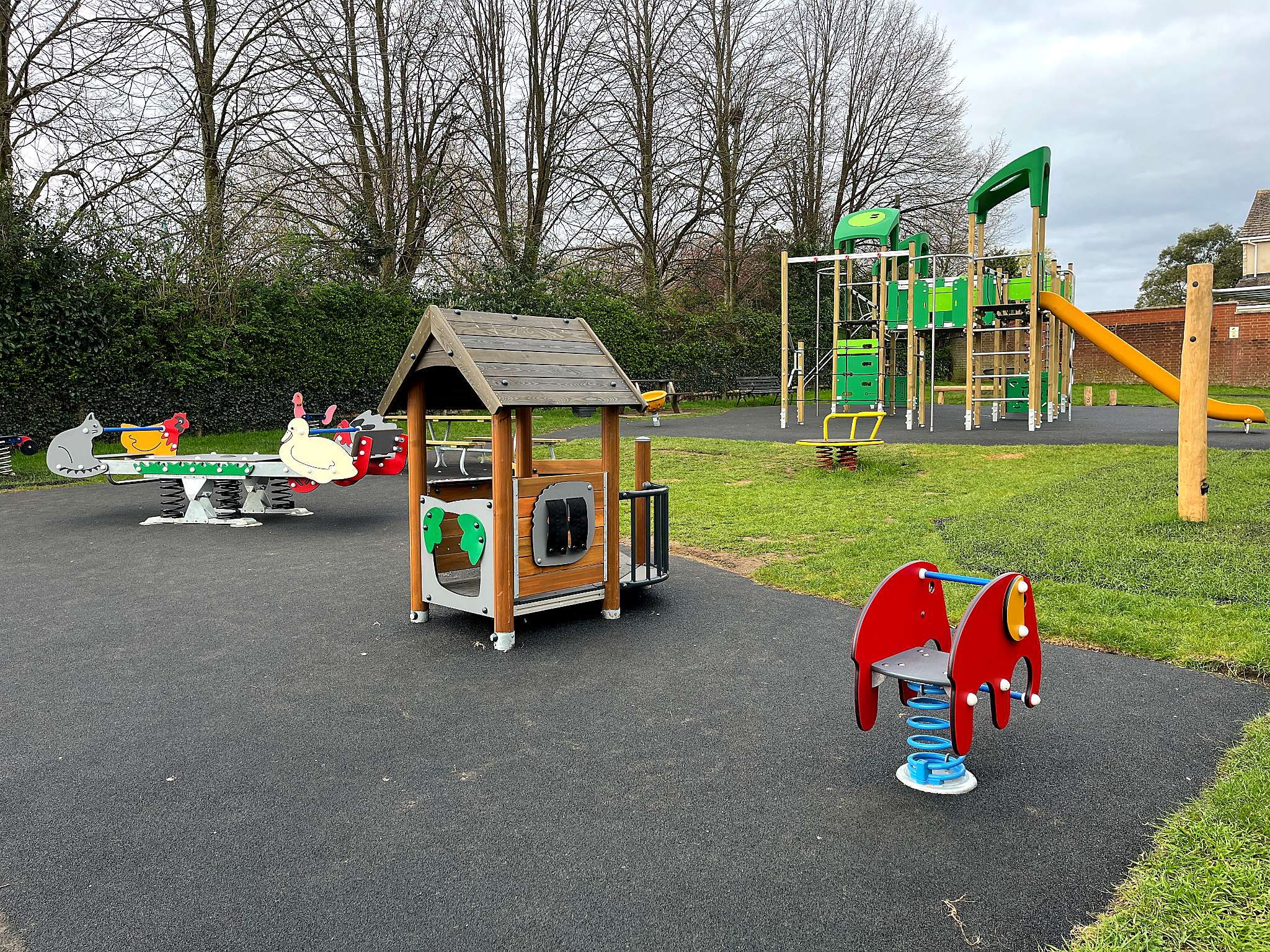 Symn Lane Play Area, Wotton-under-Edge_UK_NRO906