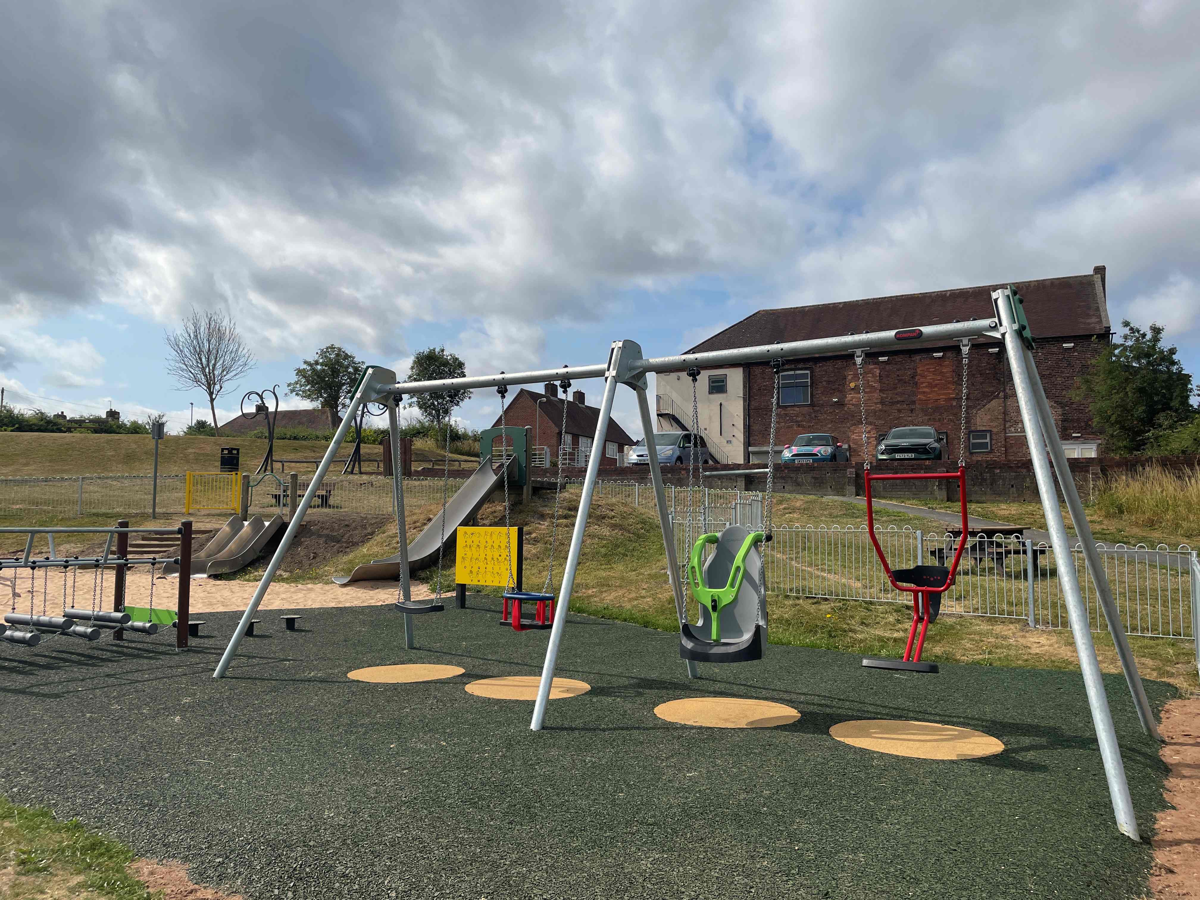 Birchmeadow Park - image 3