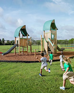 North Tampa Christian Academy - KOMPAN 181011 TAMPA 0005