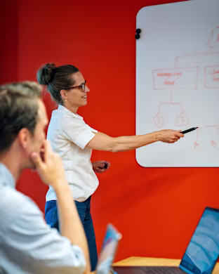 1. Contar con expertos