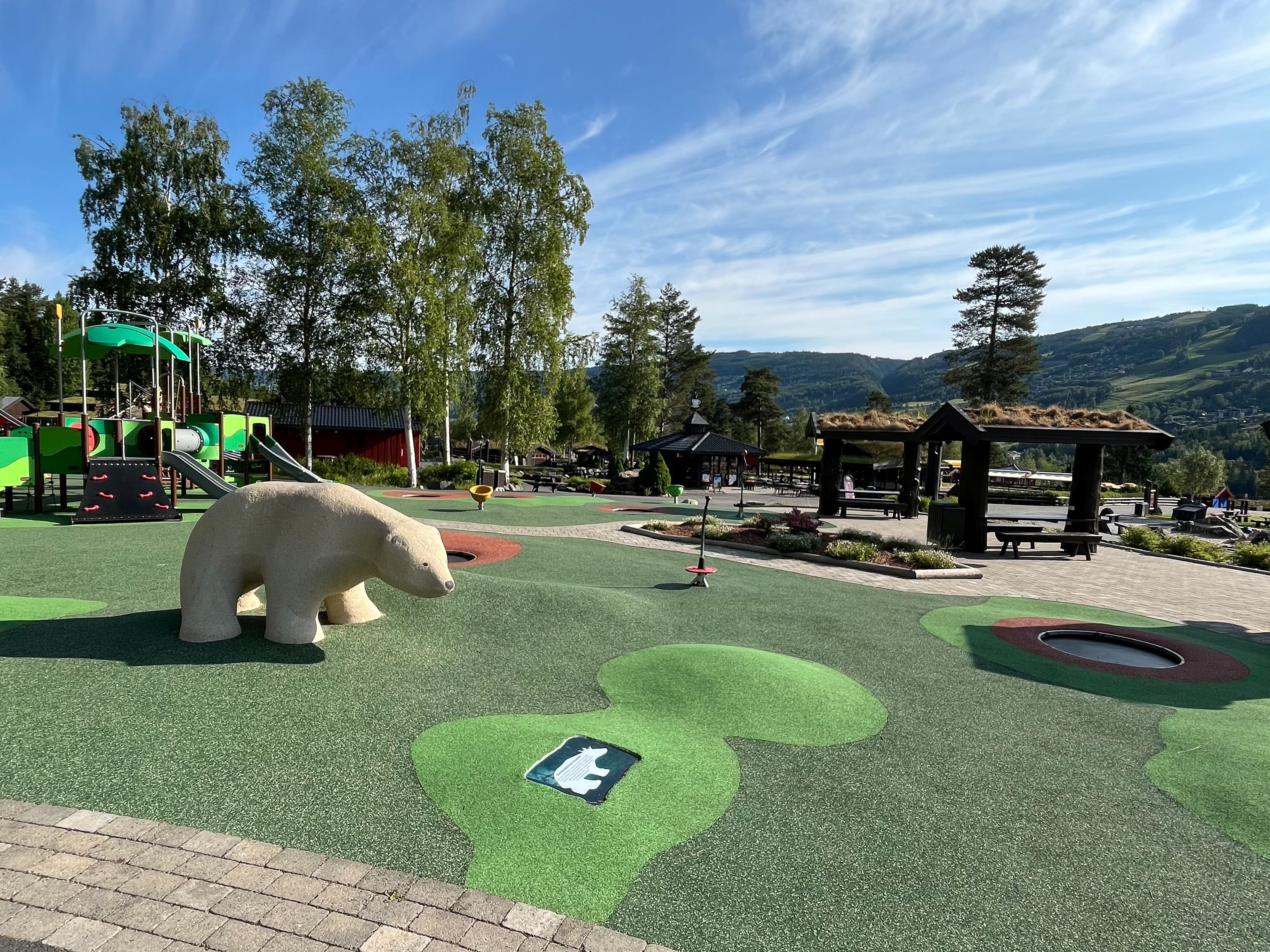 Hunderfossen Lillehammer PCE205221-CUSTOM (4)