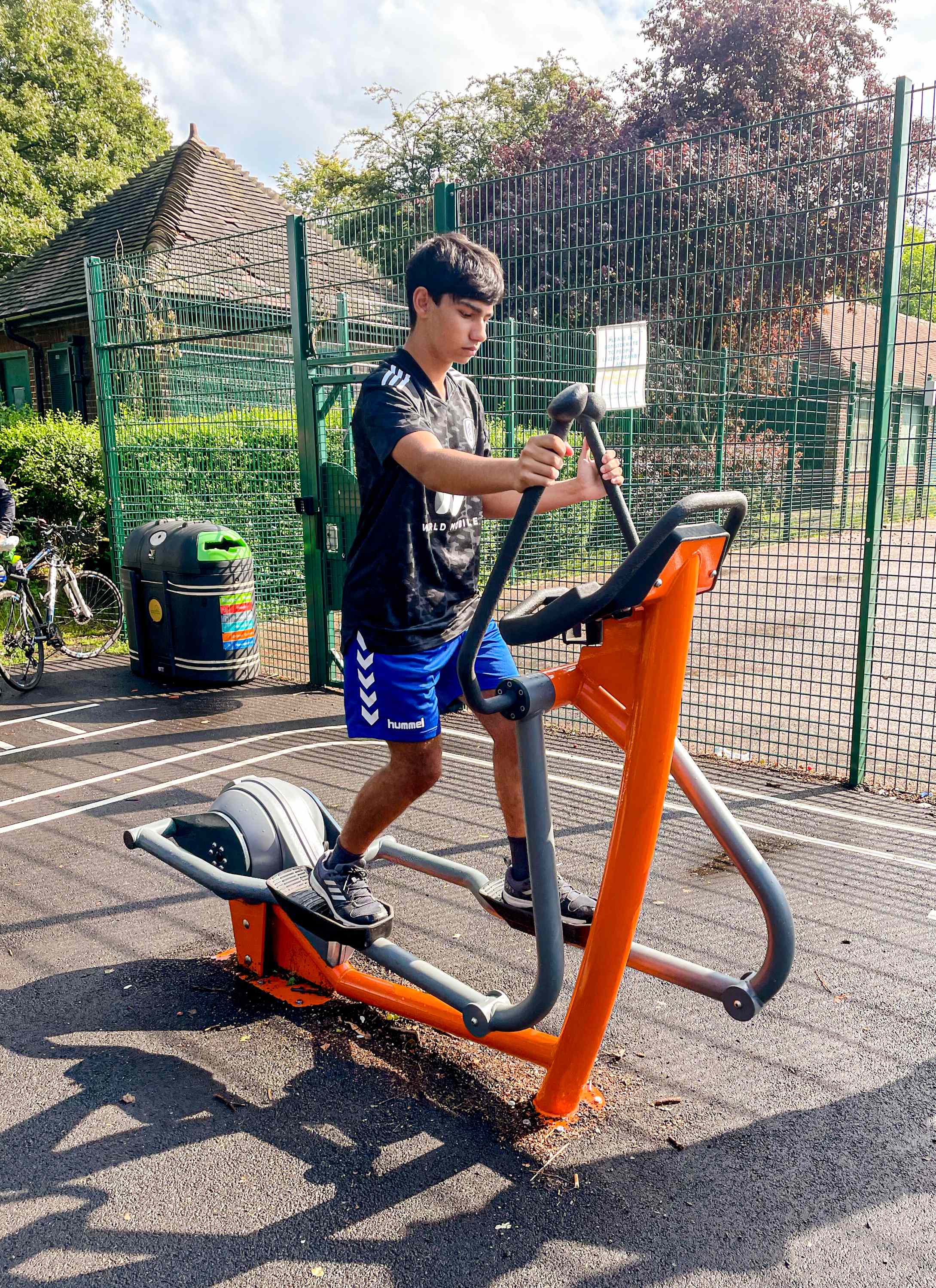 Memorial park outdoor gym - image 1