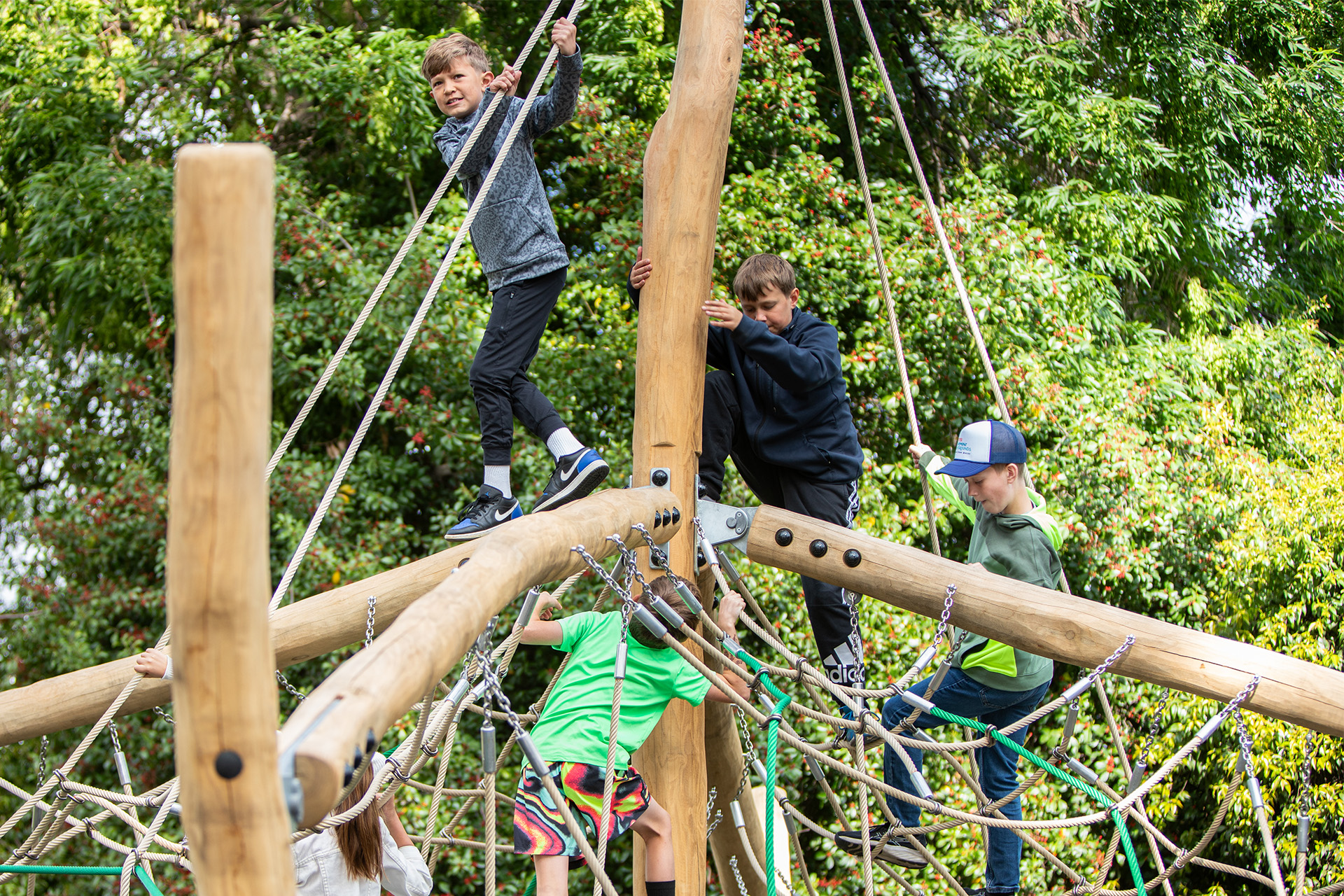 Lewis Park - Image 14