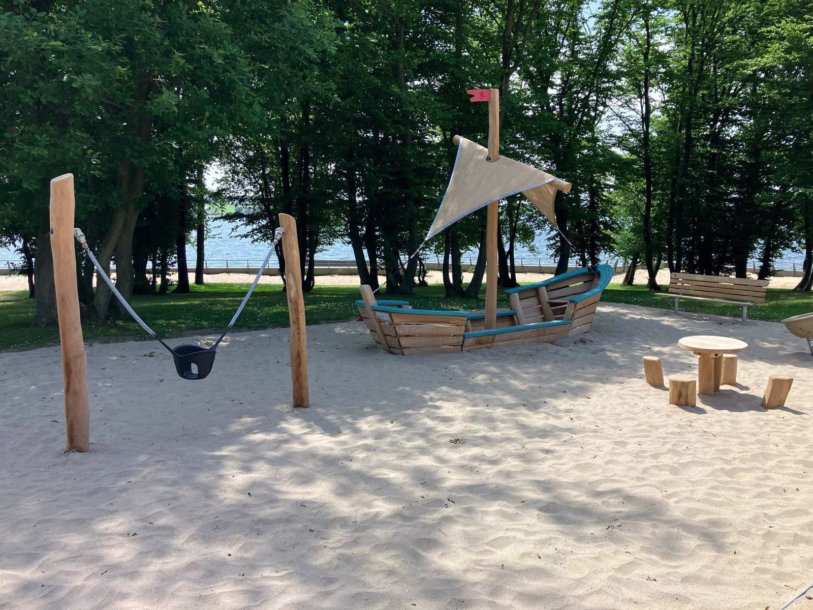 Golden Lakes Village – Meren van l’Eau d’Heure - Image 3