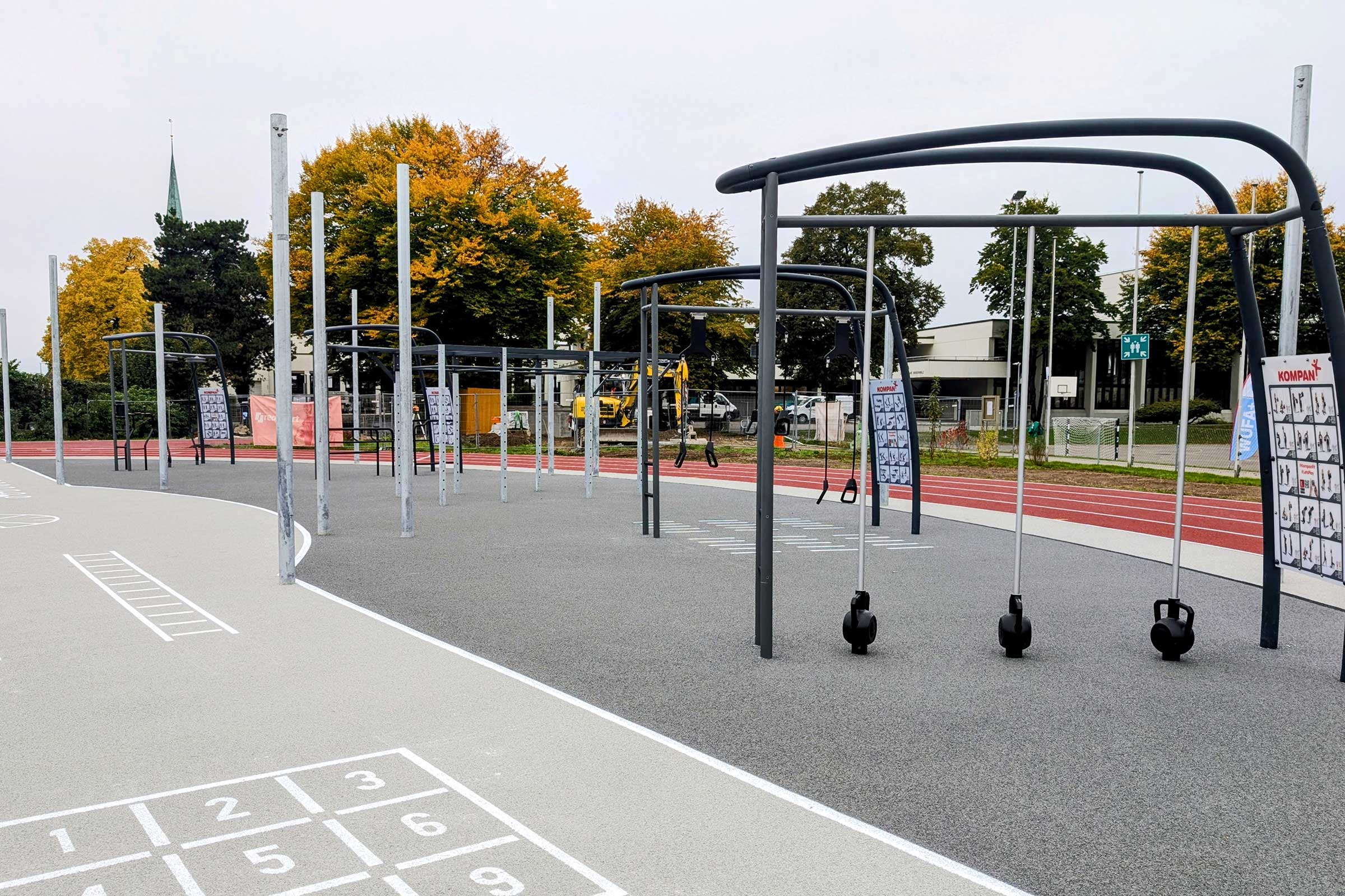 CH-Ref Zollikon FAZ201 2400x1600