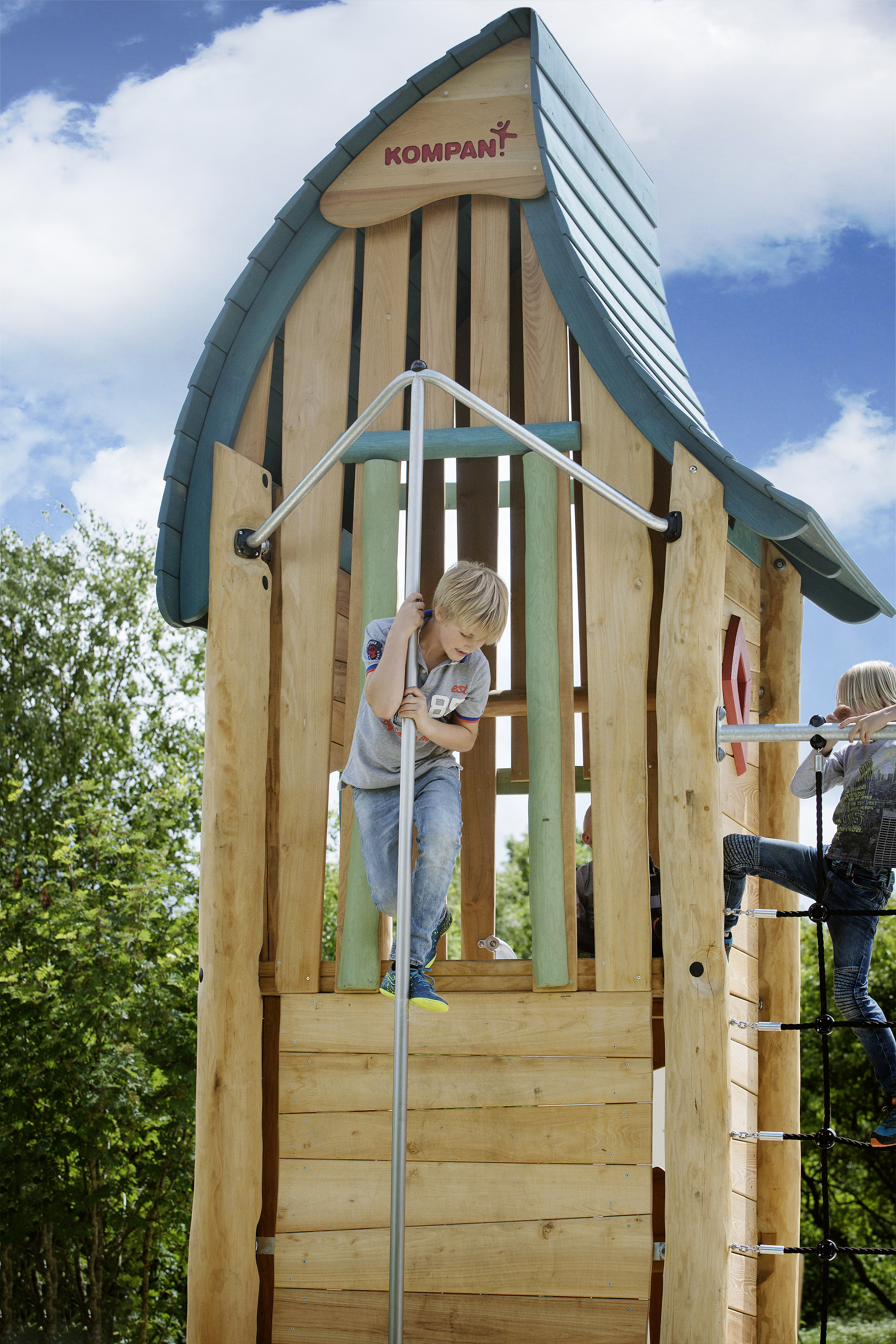 Case - Givskud Zoo - Gallery Image 1 - KOMPAN 160621 1064 V2