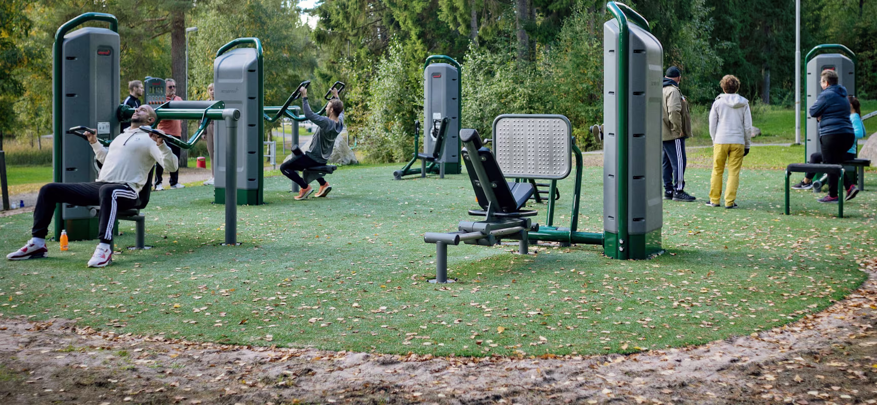 Outdoor gym with strength training machines at Kypegården
