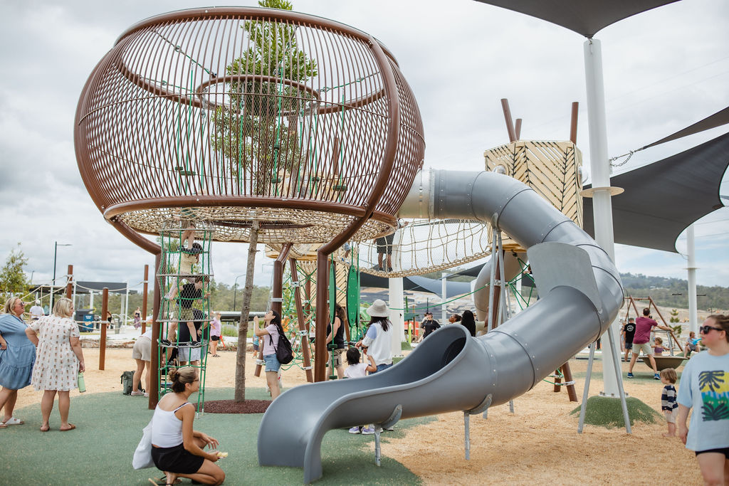 Lorikeet Park Custom Structure