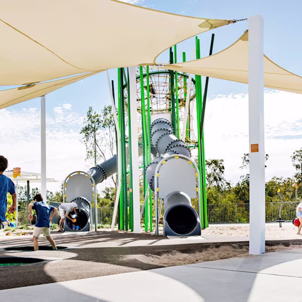 Playground equipment - modular play structure for kids