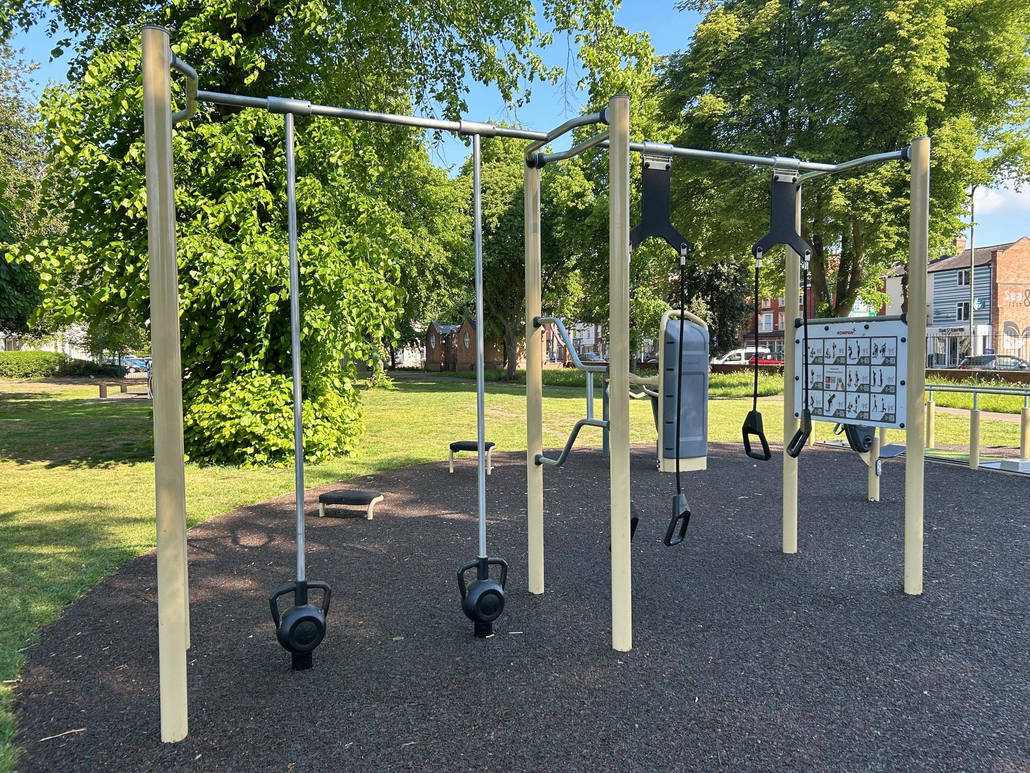 Southfields Park Fitness Zone, Charnwood Borough Council UK_FAZ205