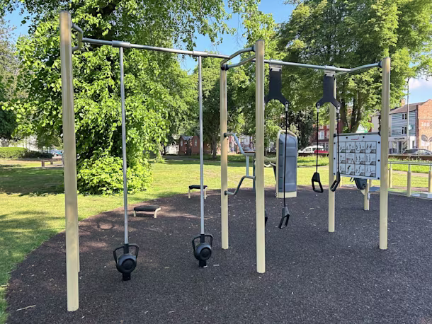Southfields Park Fitness Zone, Charnwood Borough Council UK_FAZ205