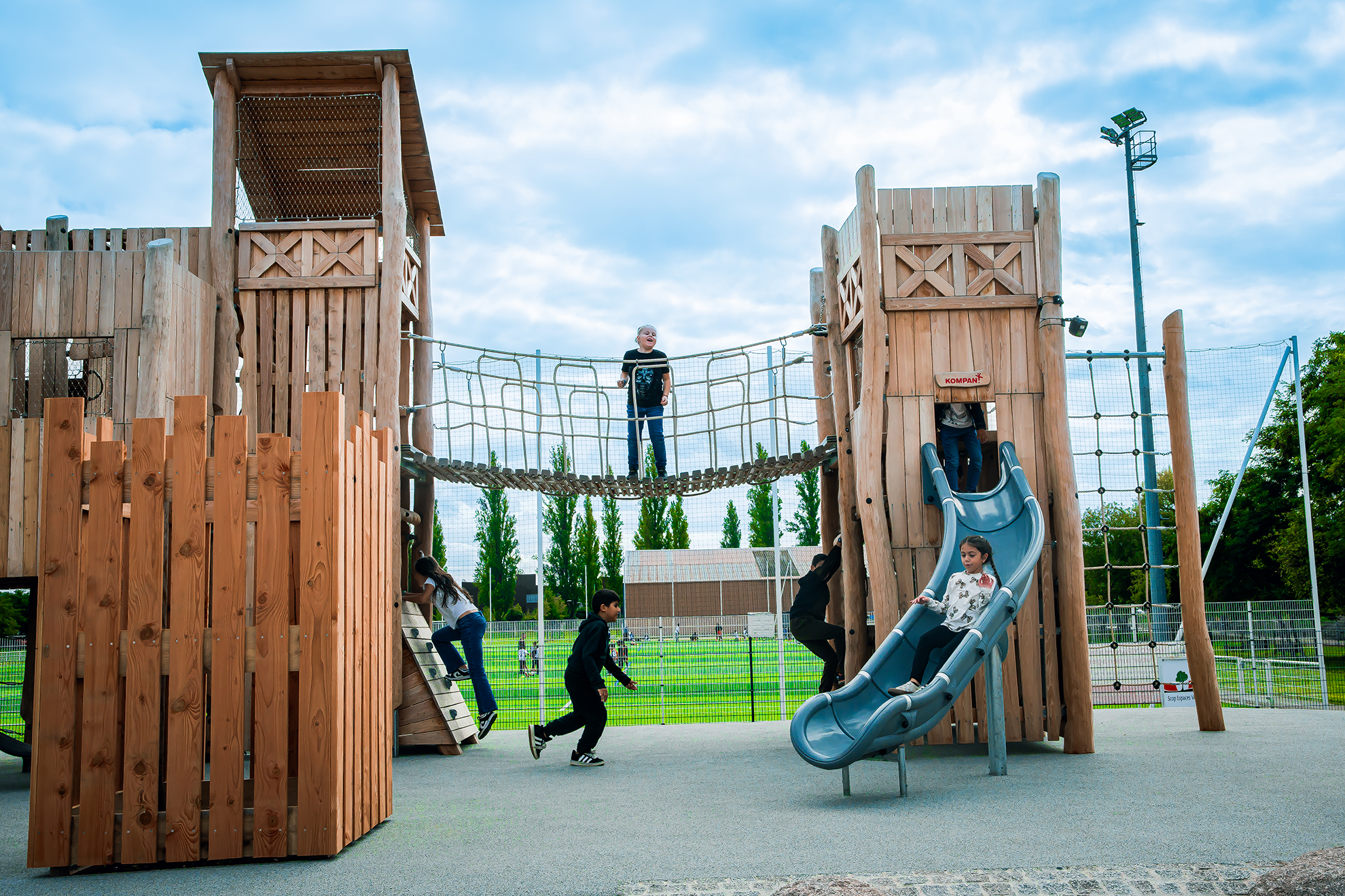 Les exigences et bonnes pratiques pour les aires de jeux