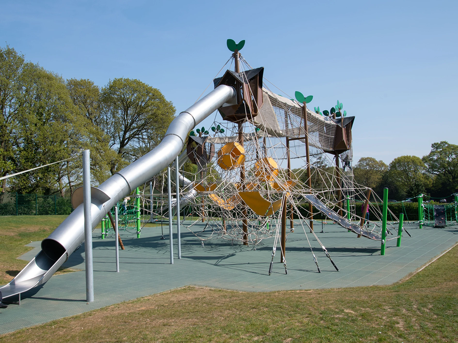 leisure centre header pic - LOCALISED 