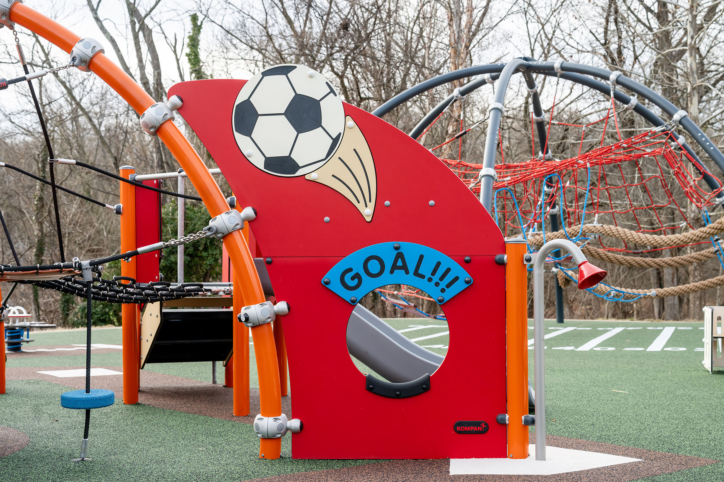 Leon Day Playground - Image 6