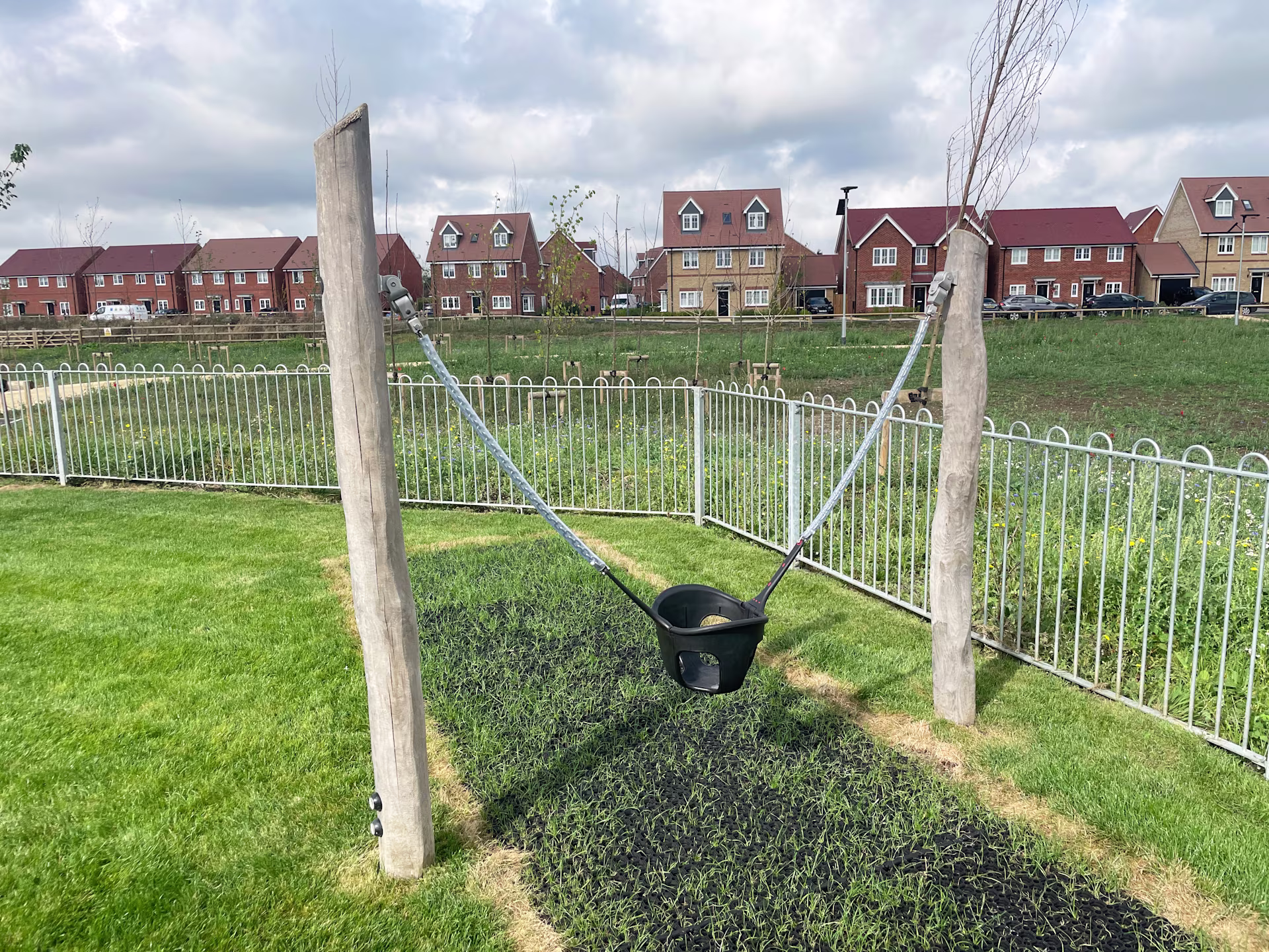 Farendon Fields, Aylesbury - image 4