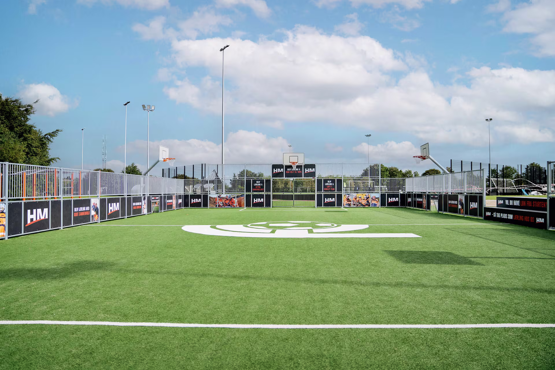 What-are-the-benefits-of-a-multi-sport-court versatility