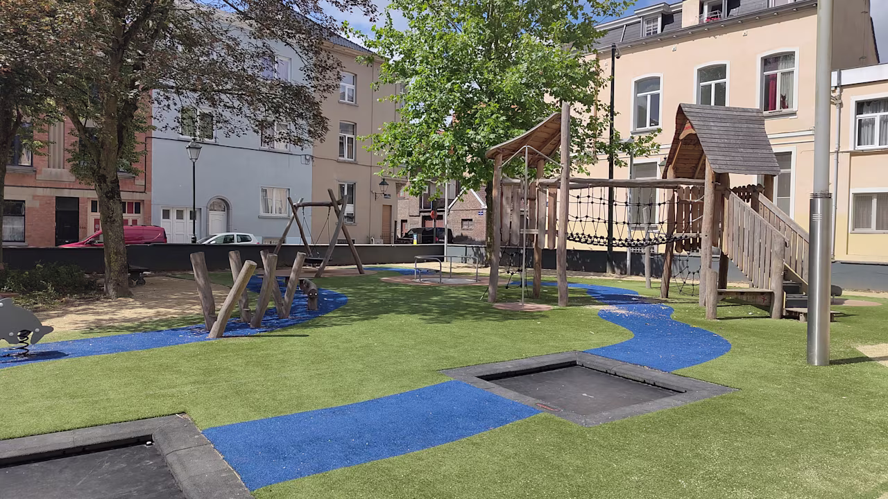 Paleizen over de bruggen - Media