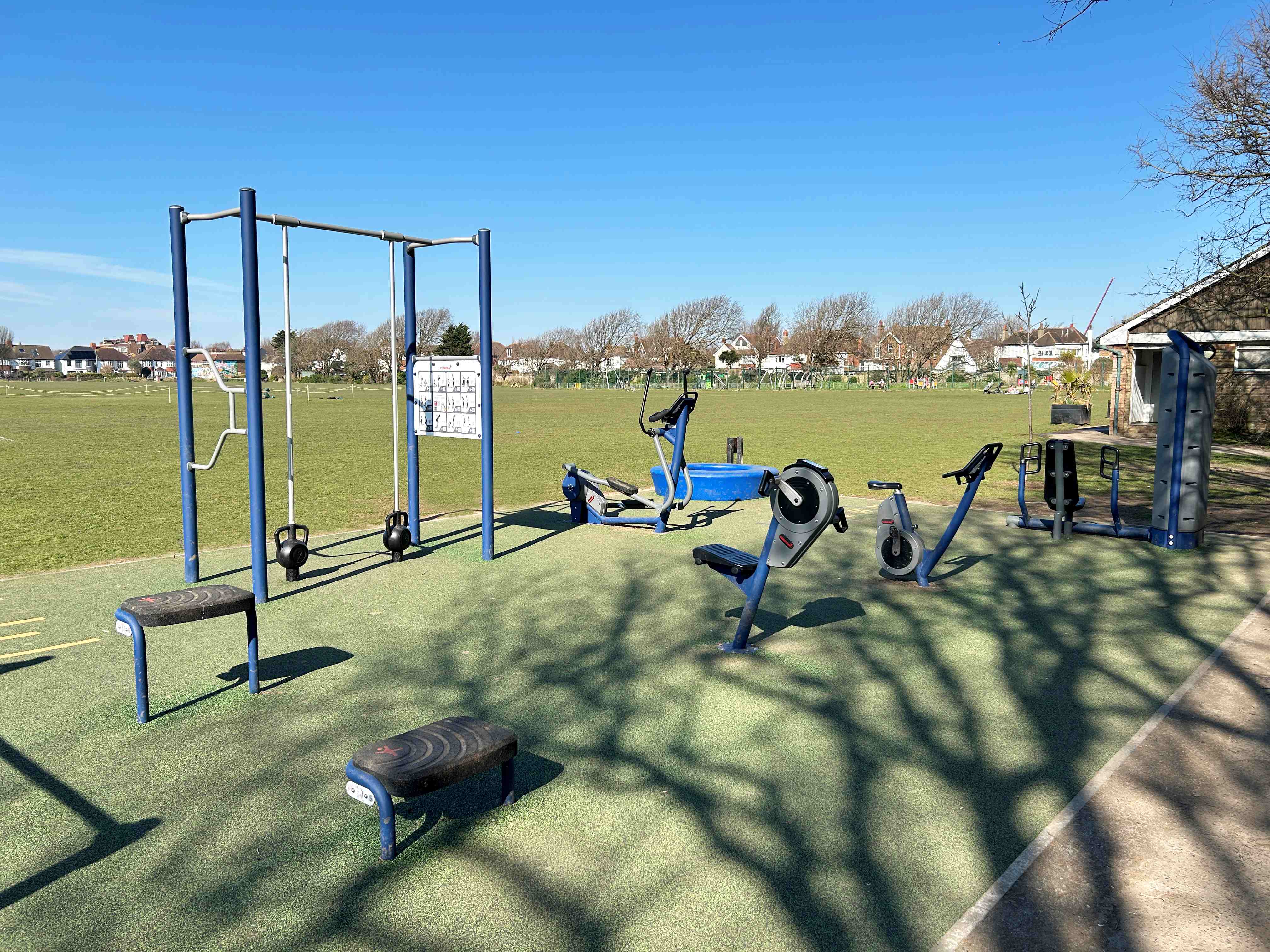 Wish Park Outdoor Fitness, Brighton and Hove_UK 2