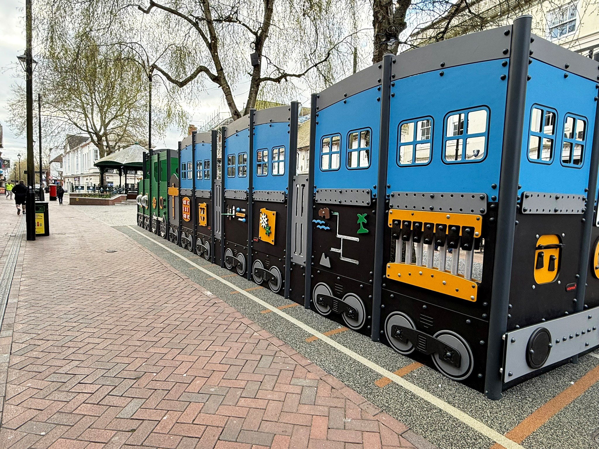 Ashford High Street Play Train - image 6