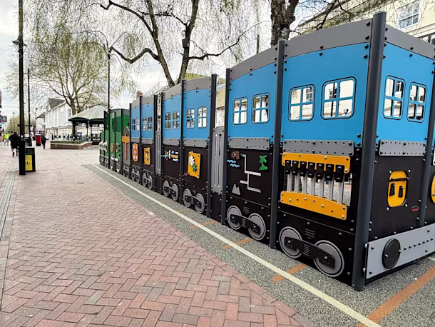 Ashford High Street Play Train - image 6