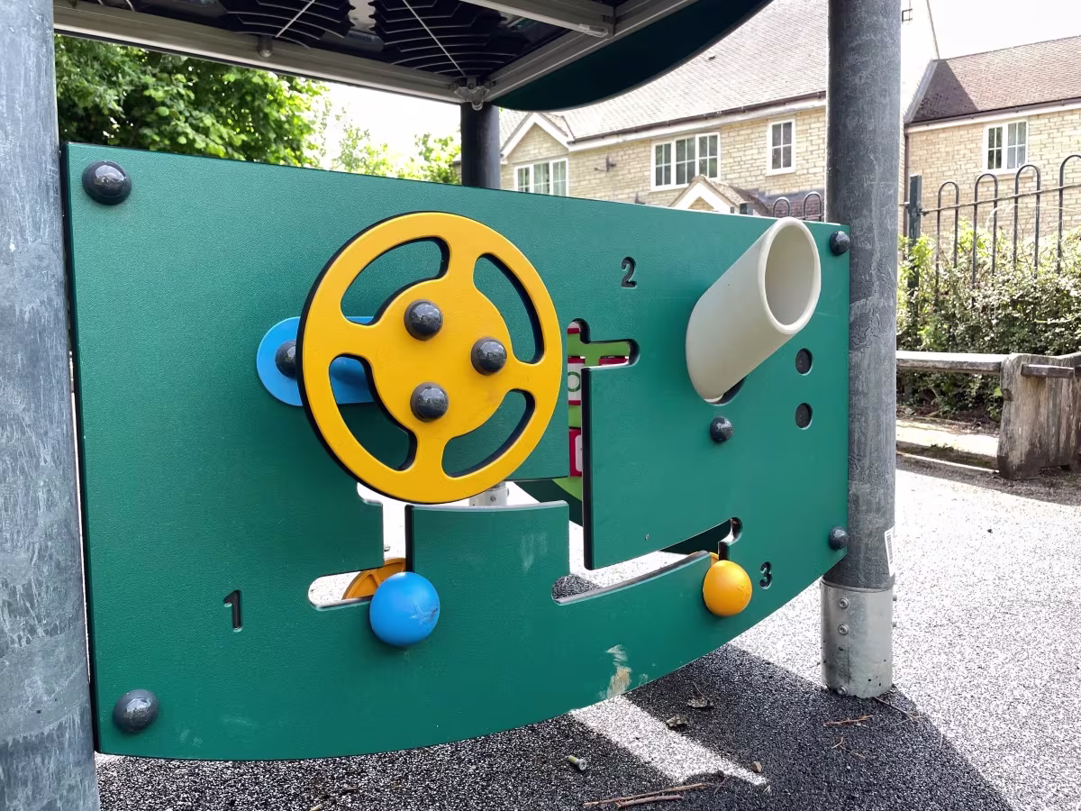 Greenline Play Panel