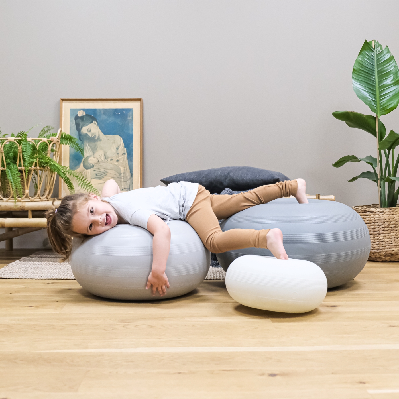 01-014-035-220-donut-small-home-6 Slider (1)