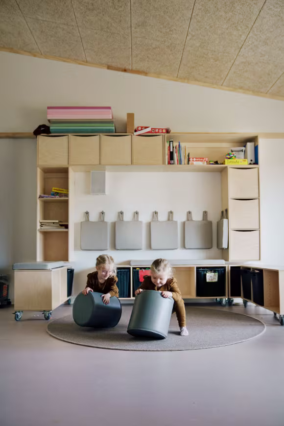 KOMPAN 220411 FURNITURE HORSENS 6131Skummøbler