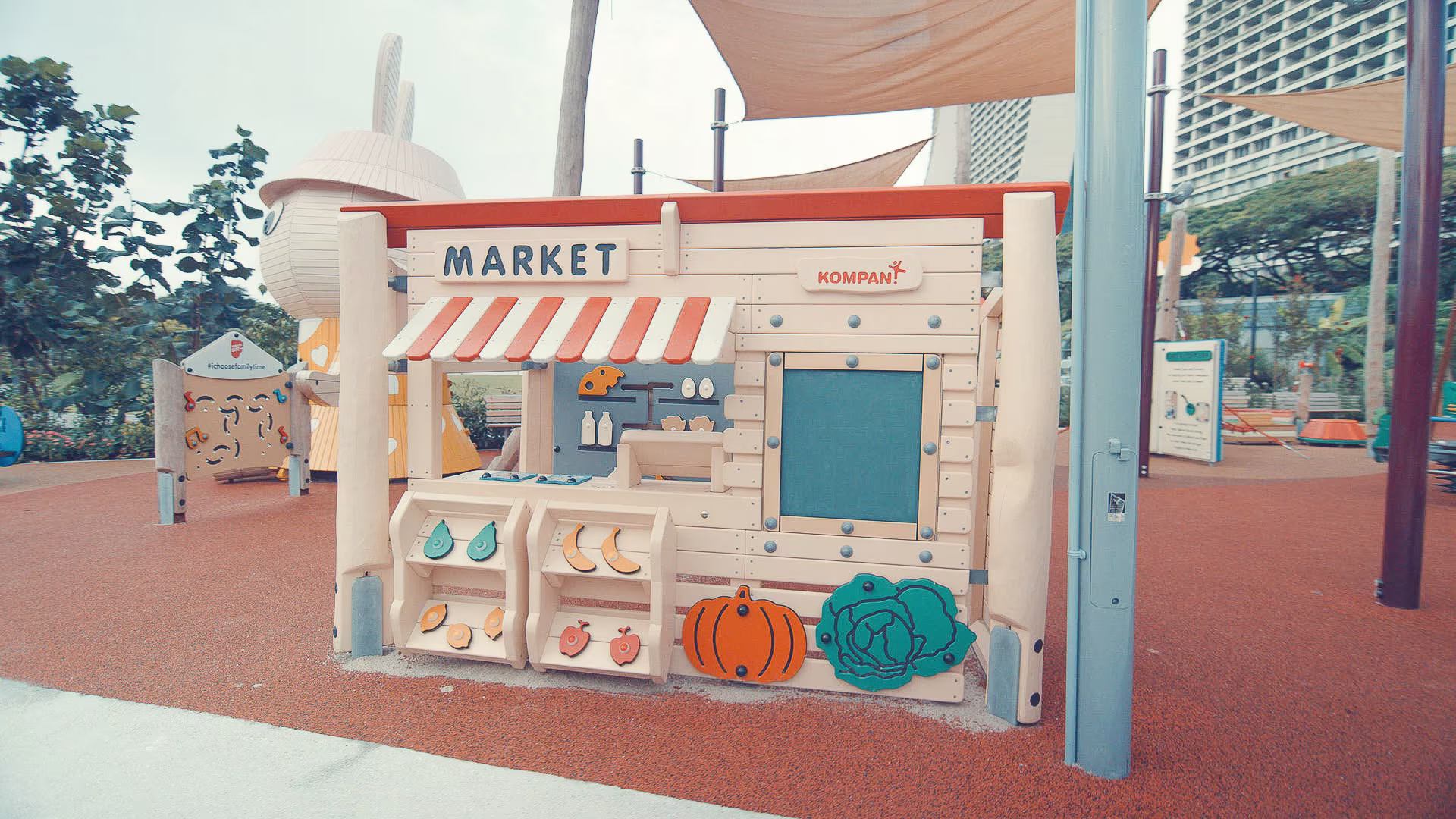 Gardens-by-the-bay SG image 2