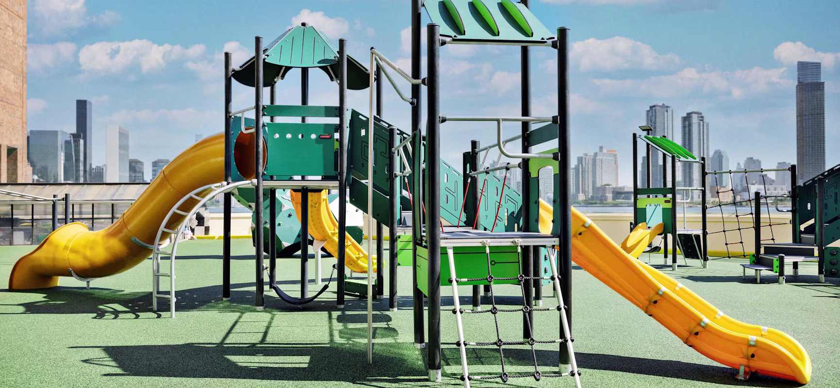 Low carbon school-age playground tower