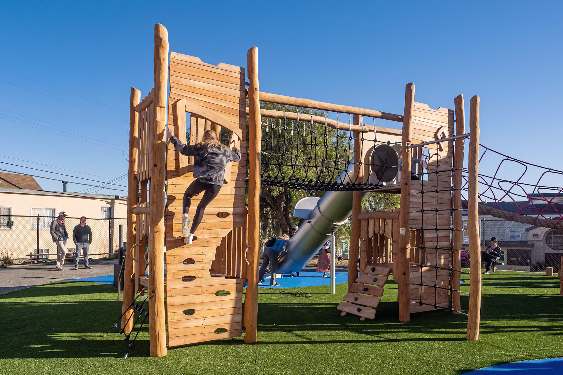 Bernal Heights Rec Center - Image 2